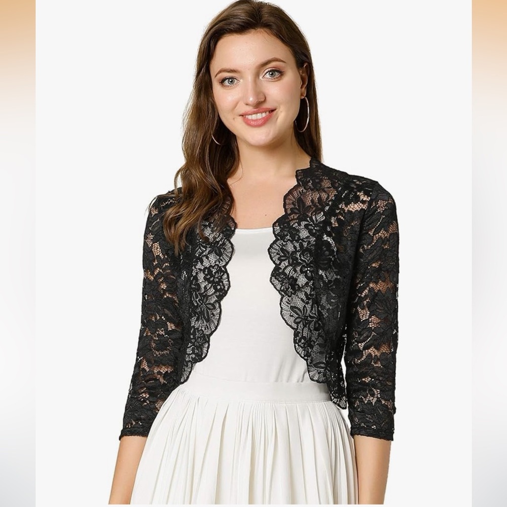Chic Black Lace Bolero
